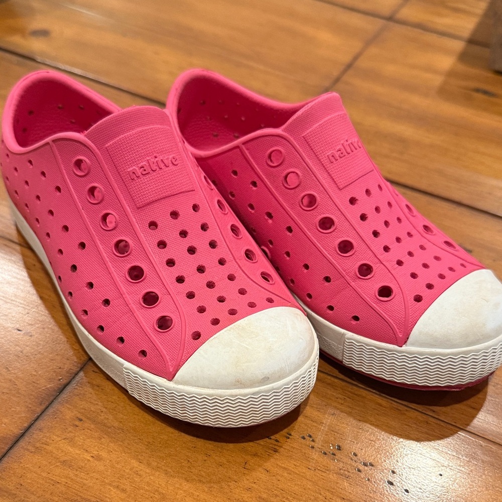 Native Fuchsia Perforated Slip-Ons